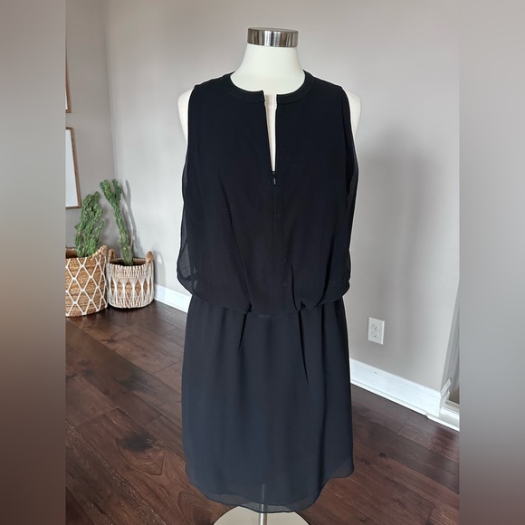 Banana Republic Dresses & Skirts - Banana Republic Little Black Dress Chiffon Georgette Date Night Size 14 NWT